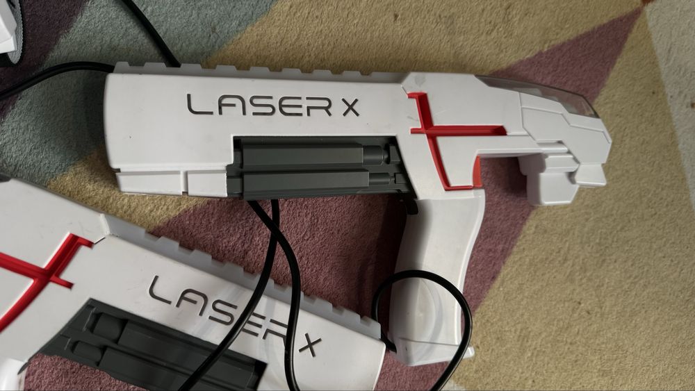 Комплект лазерни оръжия Laser X