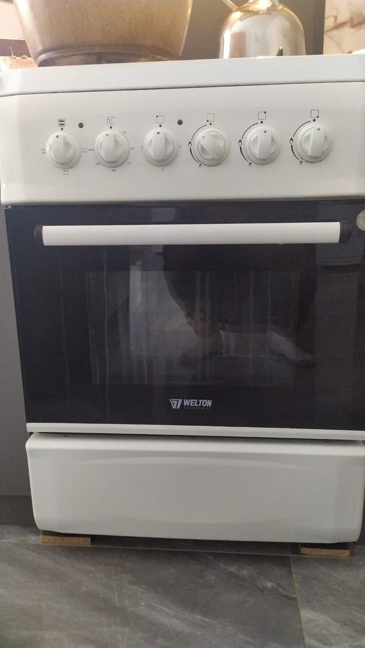 Ремонт телевизоров духовки стиральных машин.