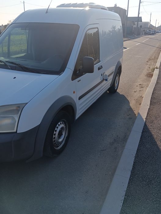 Auto frigorifica cu priza la 220v