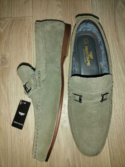 Замшевые лоферы Red Tape оливкового цвета