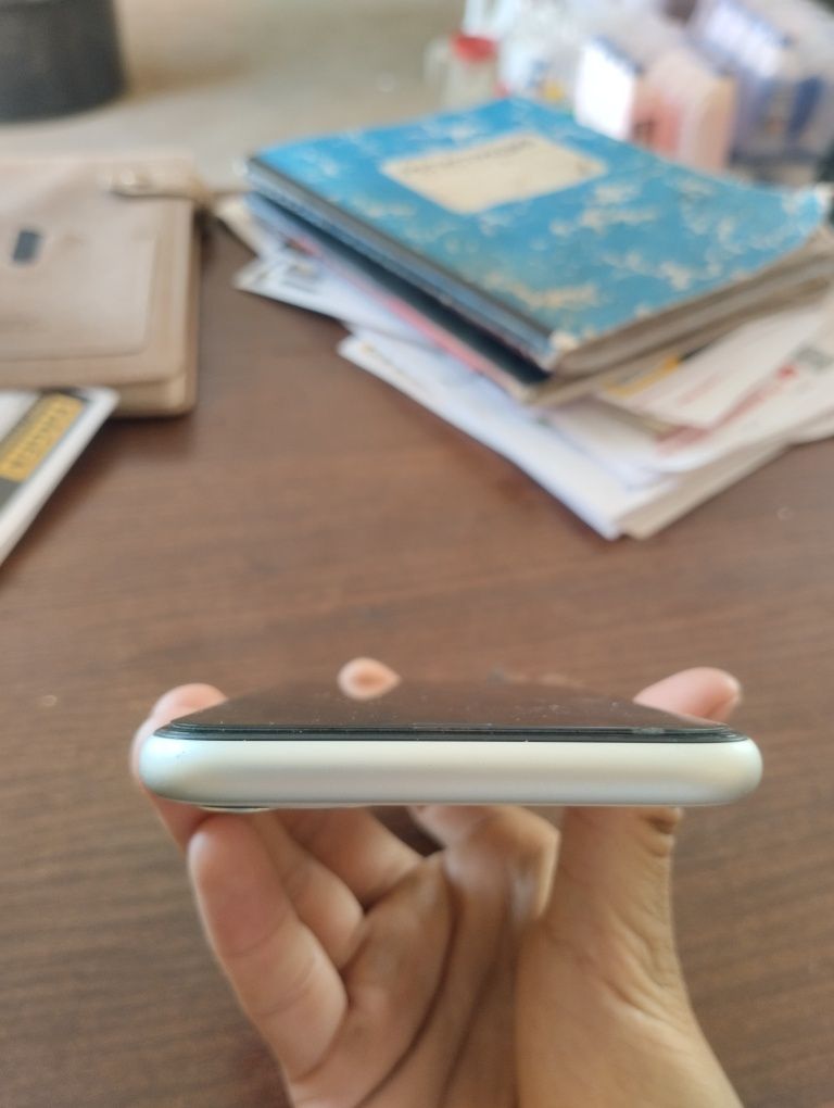 iPhone 11 64 Tali