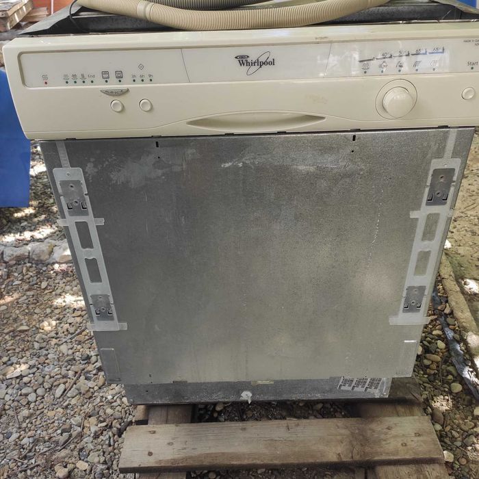 Съдомиялна за вграждане Whirlpool 60/60/85