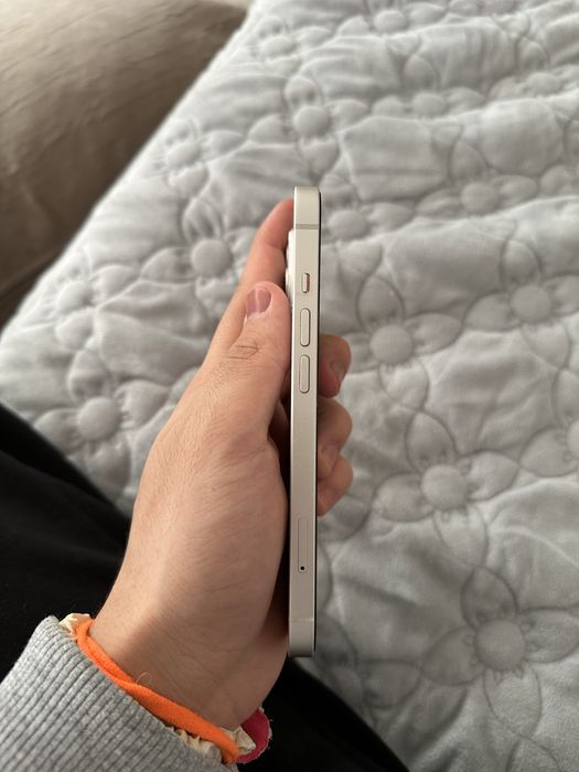 Продаётся/Обмен iphone 13