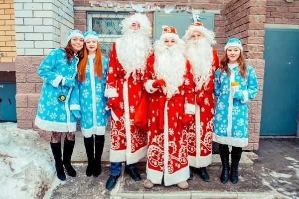 Костюмы Дед Мороз и Снегурочка