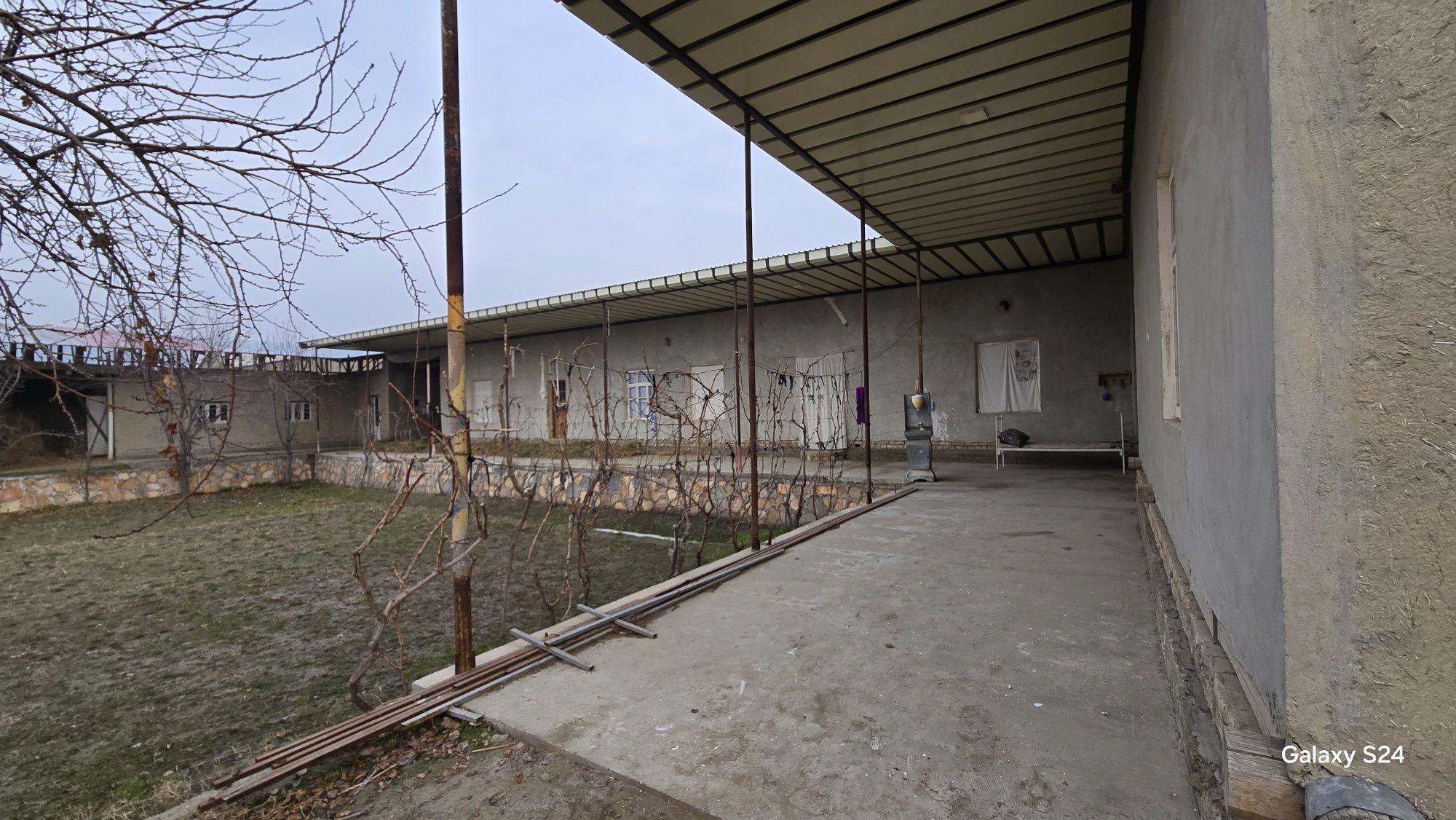 Ассаламу Алайкум ховли сотилпди