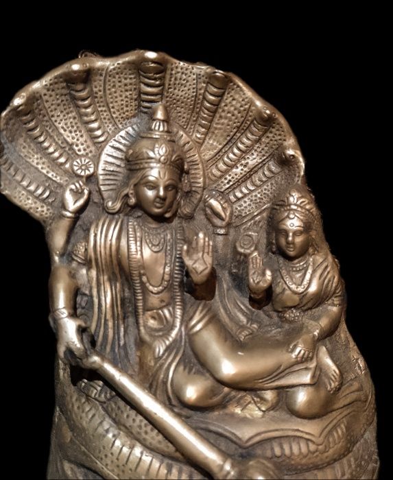 Superba sculptura asiatica din bronz masiv