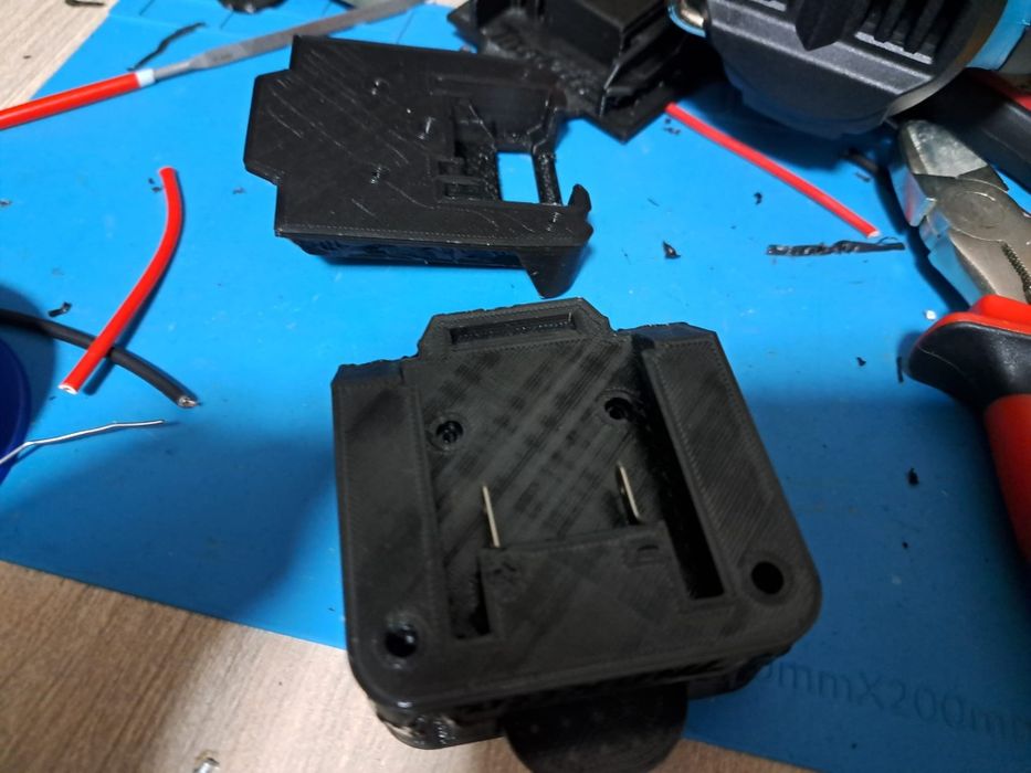Adaptor acumulatori parkside la alte unelte