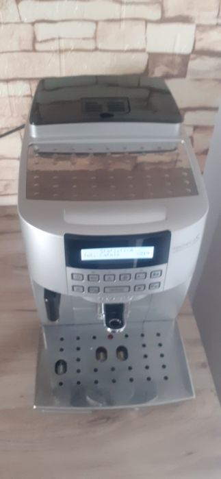 Espressor Cafea DeLonghi Magnifica Cappuccino S