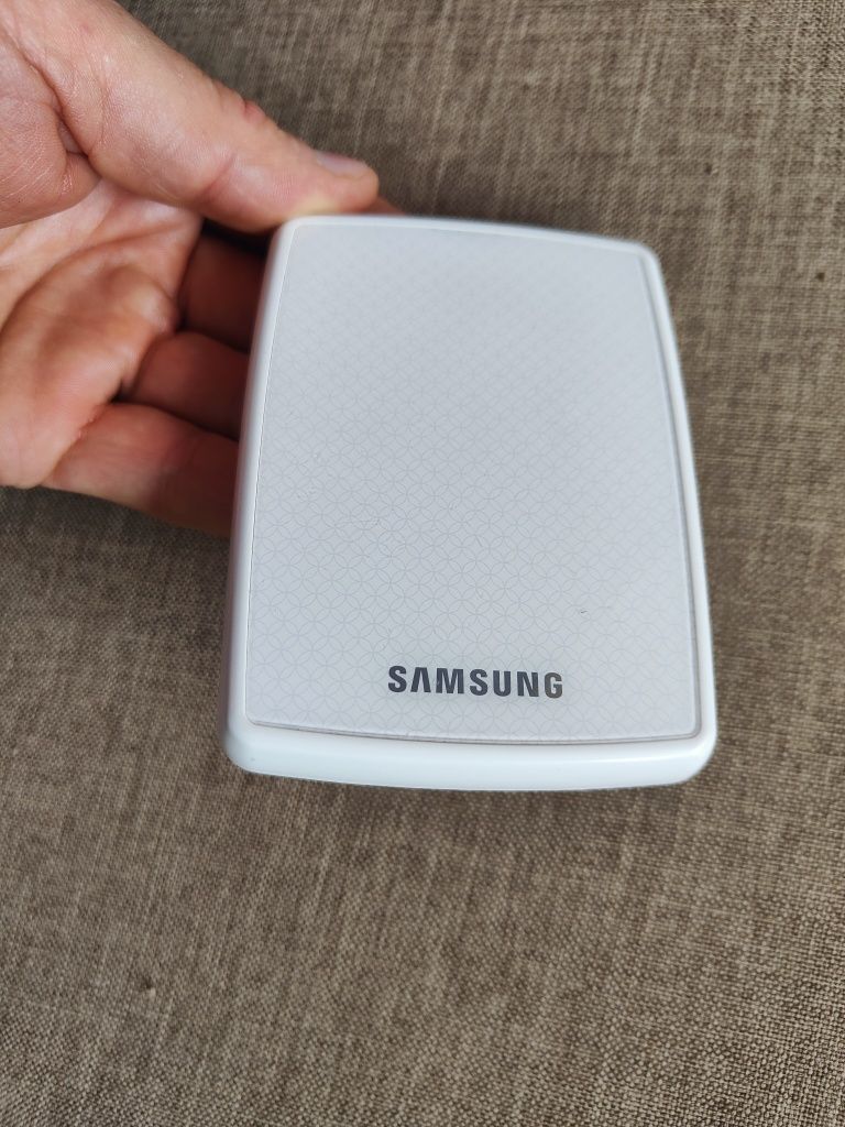 Samsung S2 Portabil 640GB 8MB 5400rpm USB,