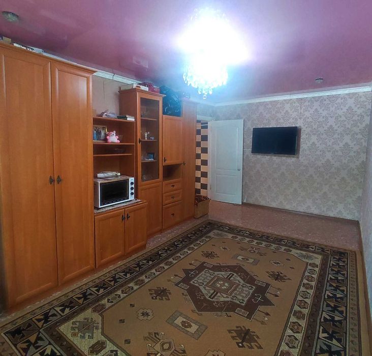 Продаю 2х комн. квартиру с ремонтом и мебелью на 3 м-не.