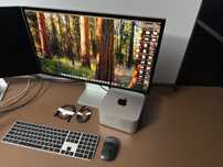 Apple Mac Studio (M1 Max, 32GB RAM, 1TB SSD) + Apple Studio Display