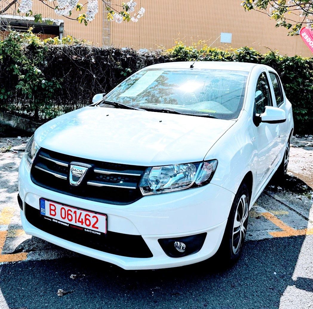 Dacia Sandero 2015, motor 0,9 cmc, navigație