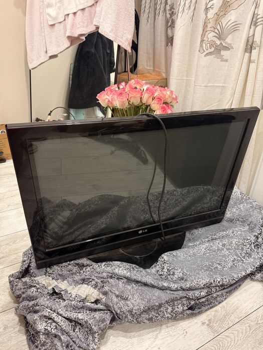 Теловизор Lg, 35000 продаю за хорошую цену