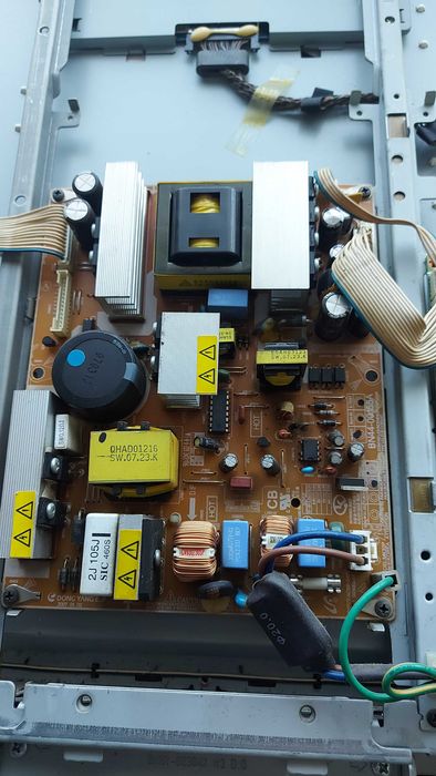 Dezmembrez tv Samsung LE32S62B