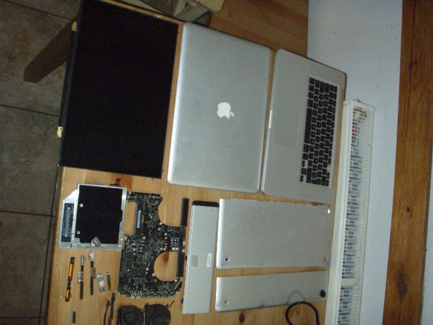 Dezmembrez Macbook Pro 15, Late 2008 proc Core 2 Duo 2.4Ghz P8600