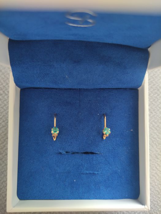 Продам детские золотые сережки