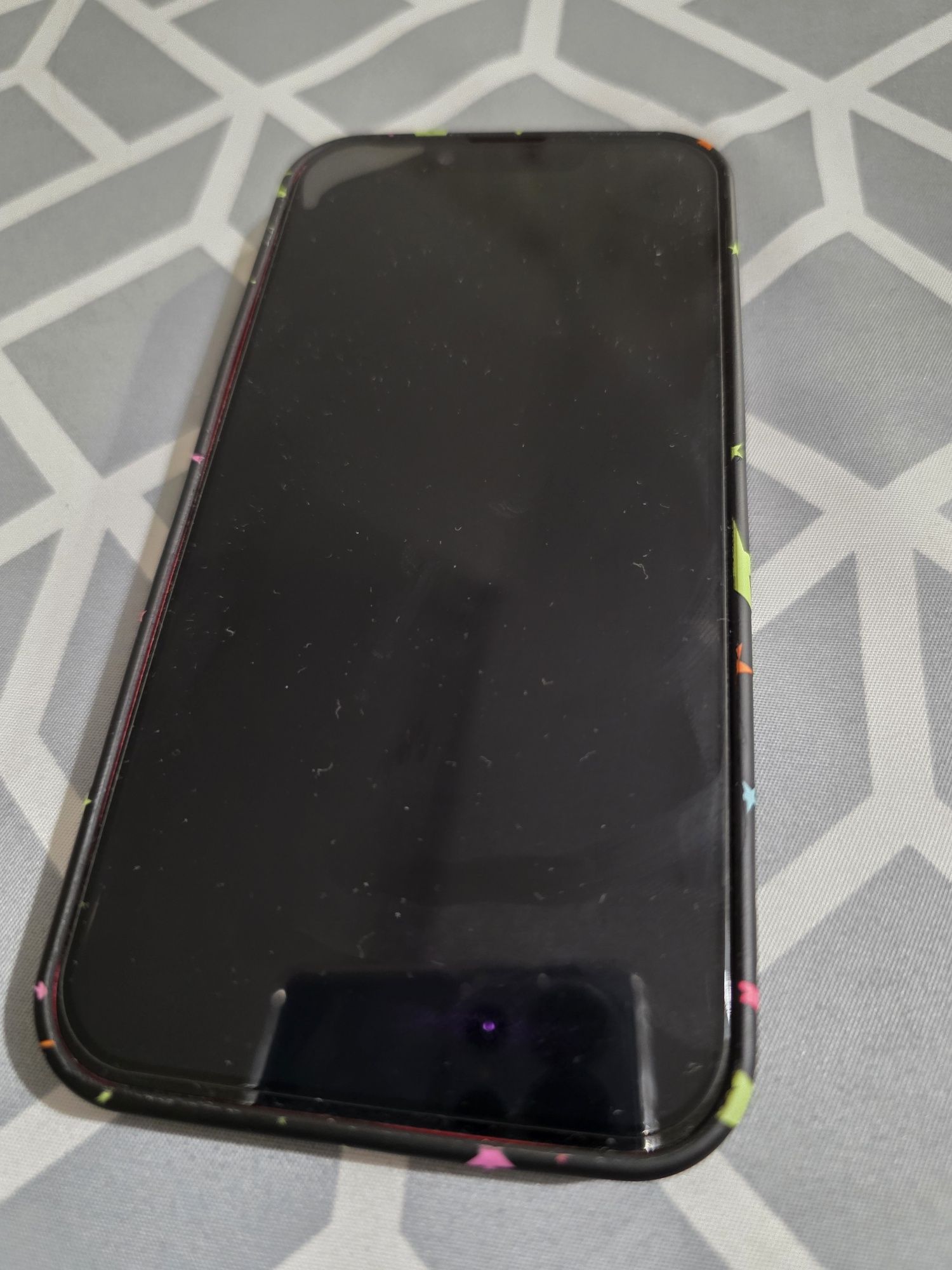 Phone 14 / 256 GB / iOS 26 / Отлично състояние