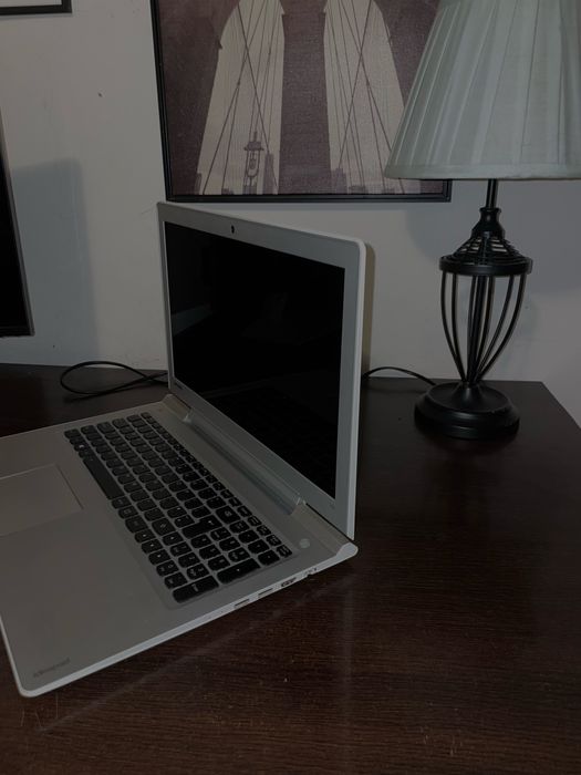 Lenovo ideapad 700 15-isk