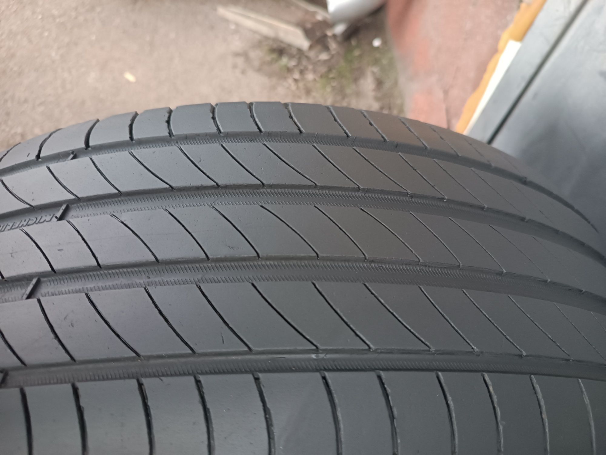 205/60/16 Michelin Дот 0522