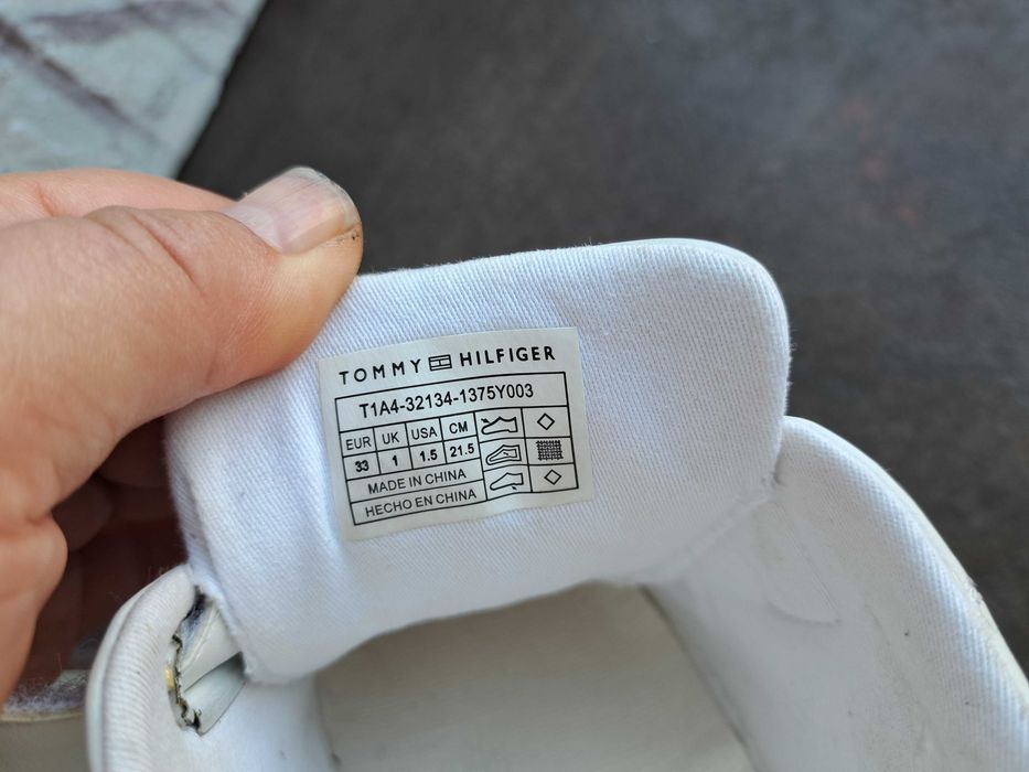 детски маратонки,кецове,спортни обувки,Tommy Hilfiger,ном,33за момче