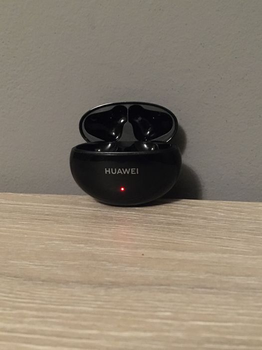 huawei free buds 4i black кутия за слушалки