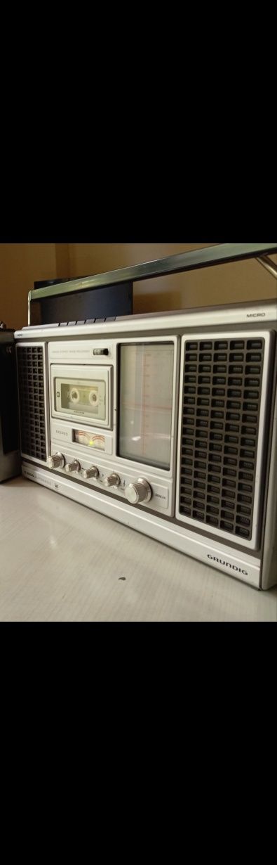 GRUNDIG C 9000 automatic 150 лв