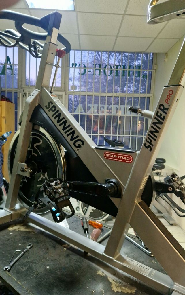 Продавам 3 бр.  Професионални  Спининг колела, байка, Spinning bike