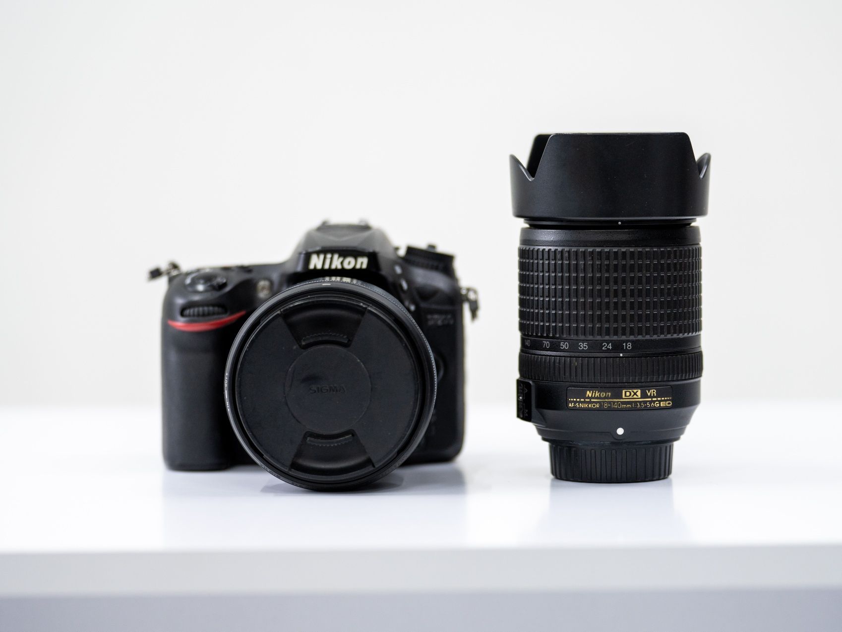 Nikon D7200 Nikor 18-140mm 3.5-5.6/ Sigma 17-70mm 2.8-4.0