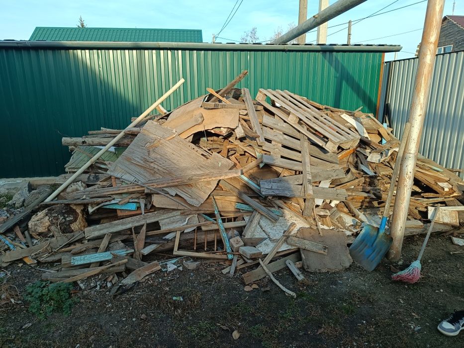 Дрова доски даром