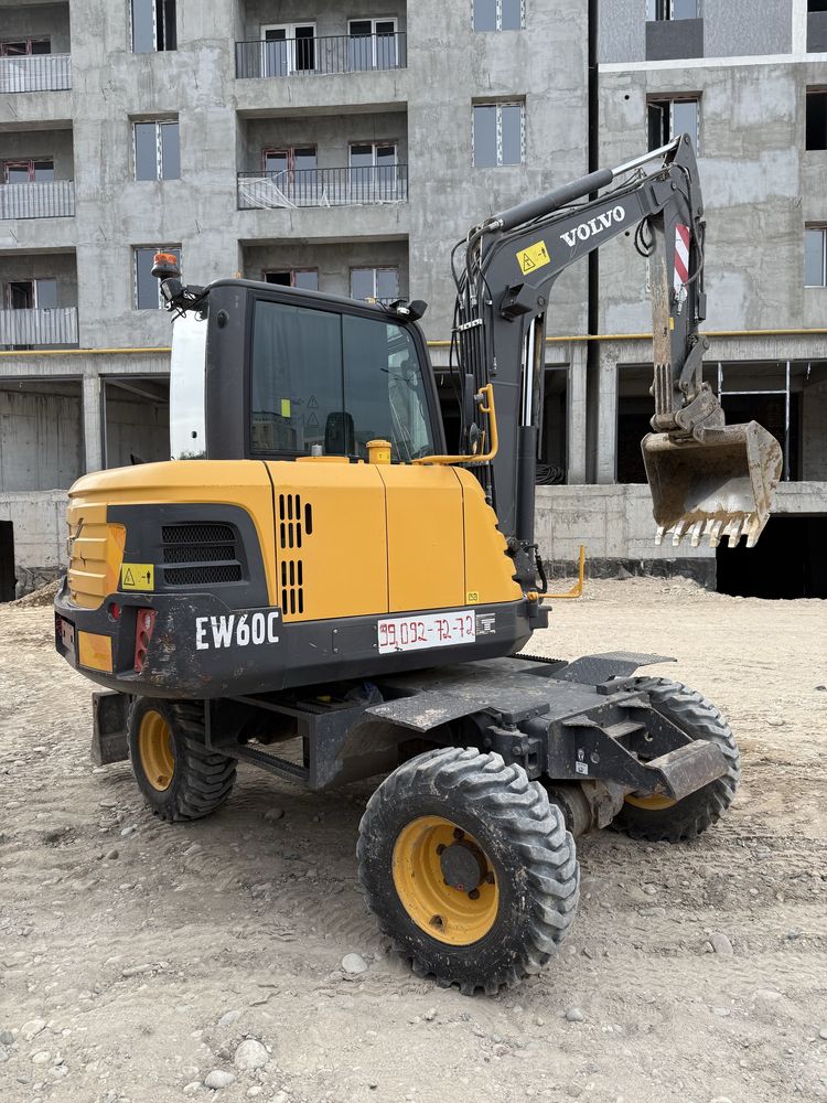 Aparat 2018 Volvo EW60 Hyundai 55 Doosan 55