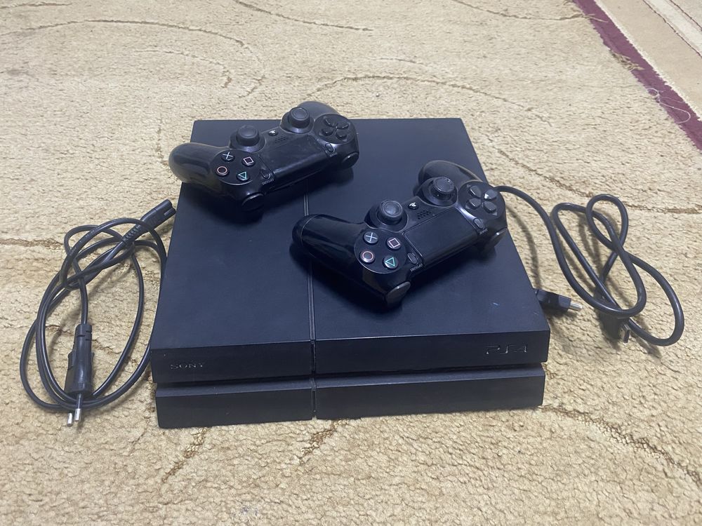 Ps4 рабочи бу хорошем состоянии