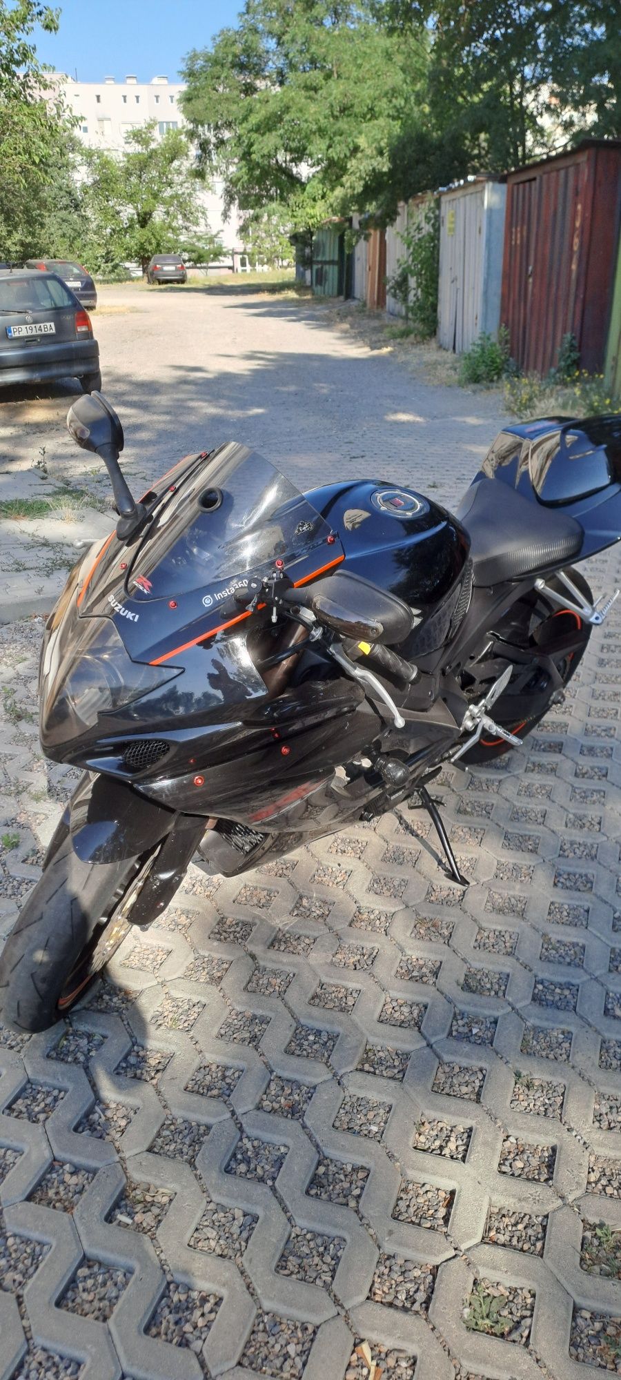 Продавам си мотора Suzuki gsxr 1000k5
