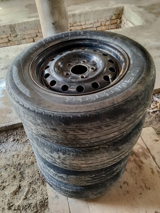14 R diska balon sotiladi moskvich va  changamga tushadi