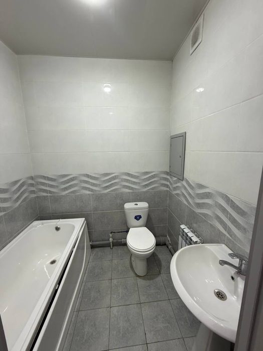 Продаётся своя квартира в Янгихаётском районе. С ремонтом