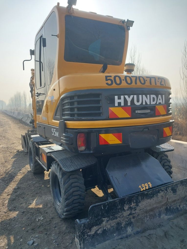 Xyundai ekskavator 2009 yil