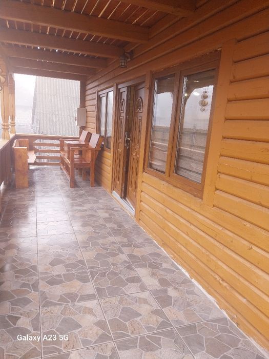 Închiriez cabana de craciun si revelion pentru 12 persoane, 5500