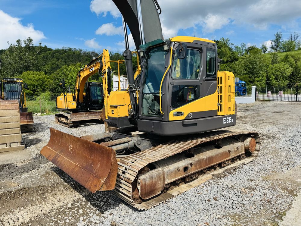 Excavator senile cu lama Volvo ECR 235, an 2014, 28 tone, cupa sapat !