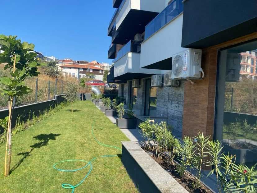 Продава се Двустаен апартамент в Созопол - 76 кв.м за 1005 €/кв.м - Снимка #3