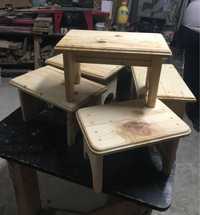 Дървени столчета