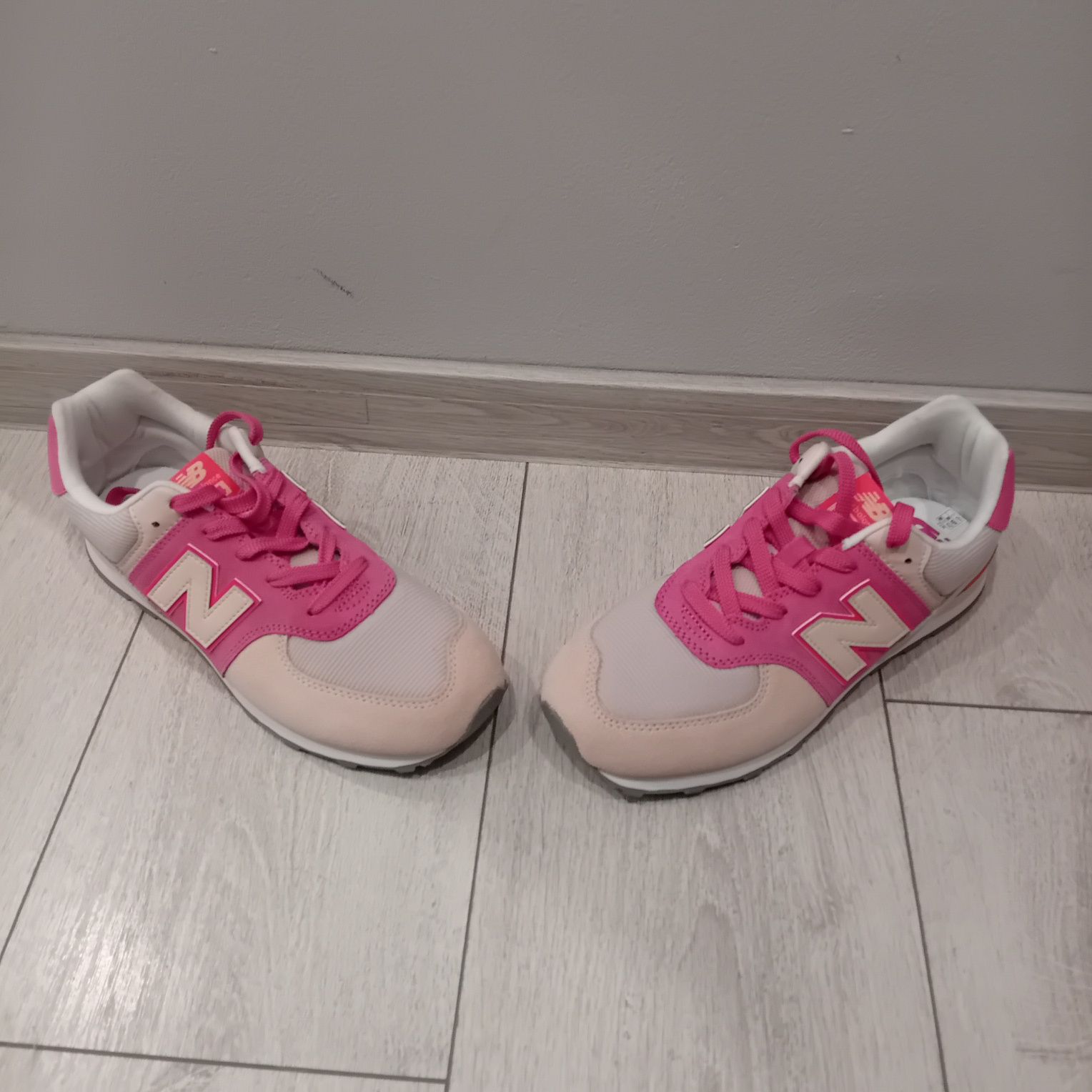 Дамски маратонки  New Balance   N40 нови