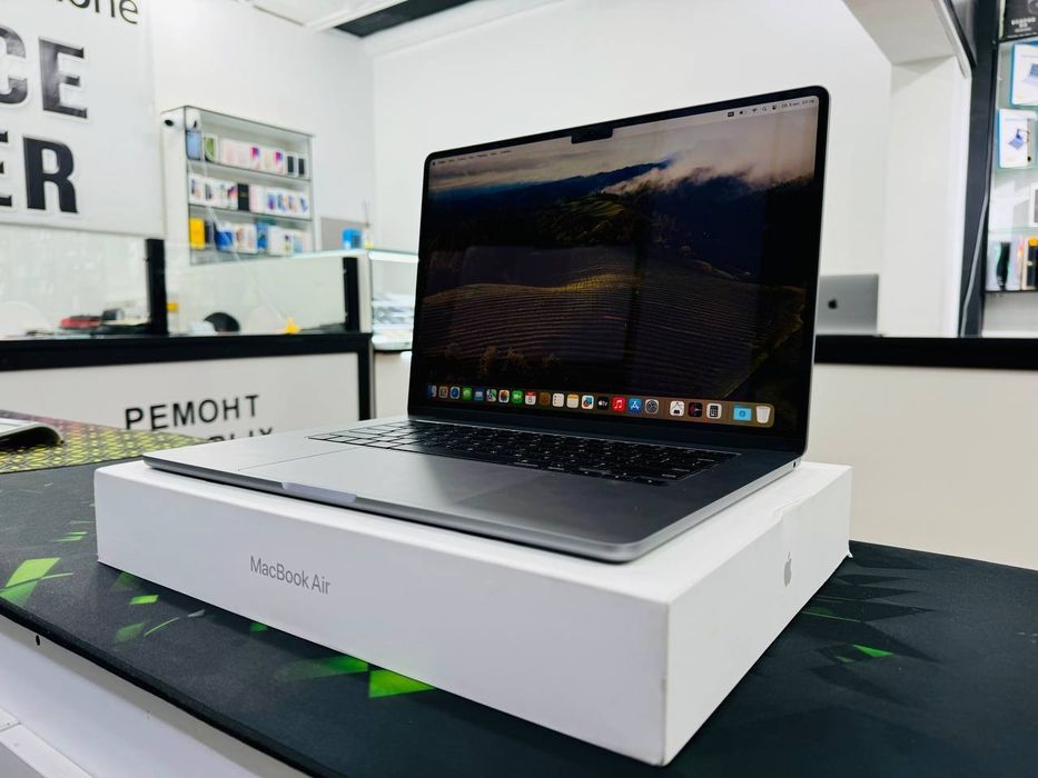 Macbook  AIR noutbuk
