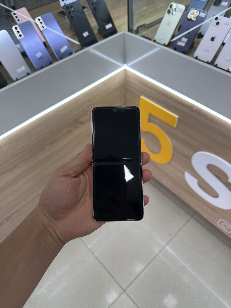 Samsung Z Flip 4