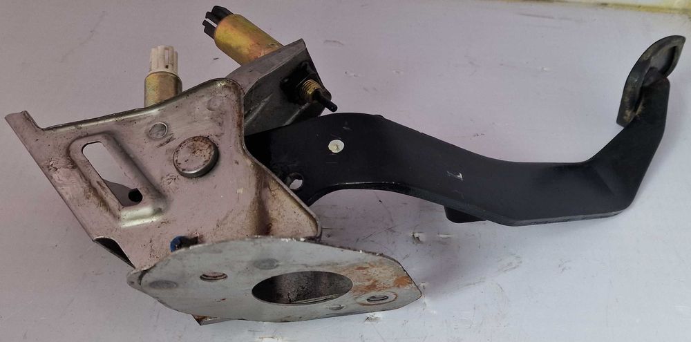 Педал Съединител Хонда Акорд 7 VII Honda Accord 7 VII 2003-2008