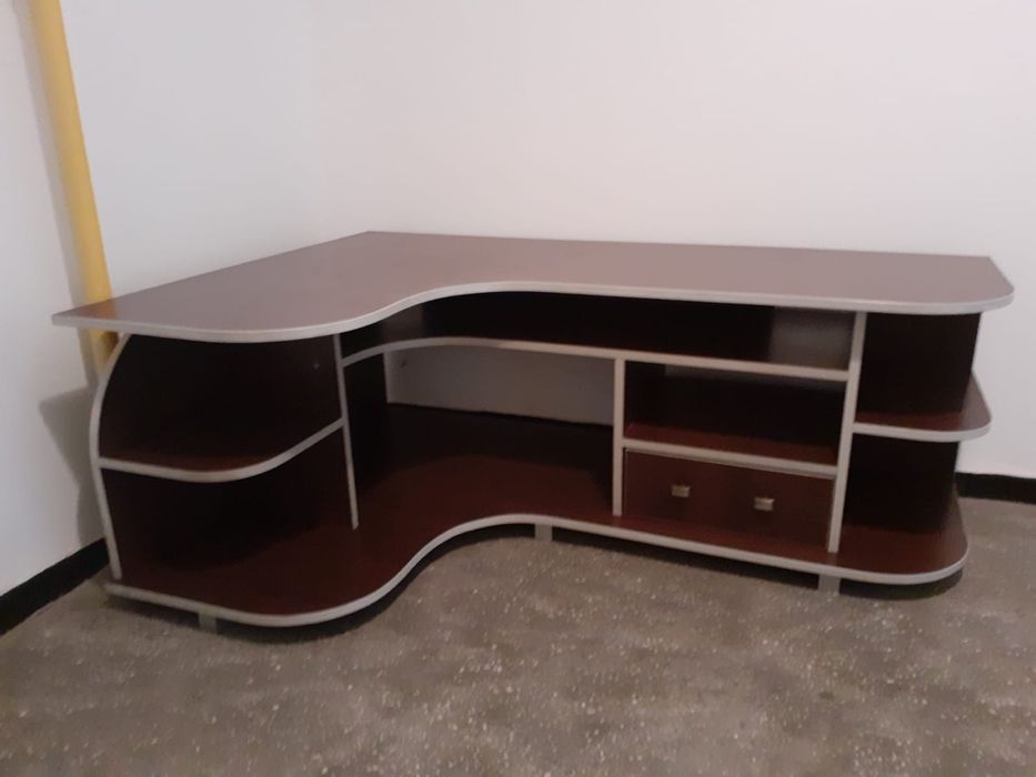 Comoda pentru televizor