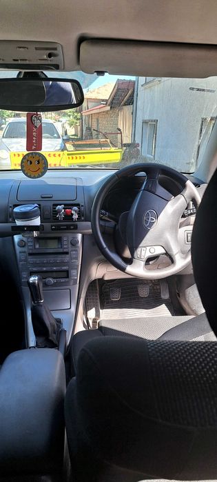Toyota Avensis дясна дирекция