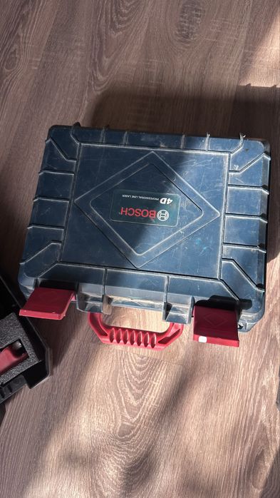 Продается лазерный уровен