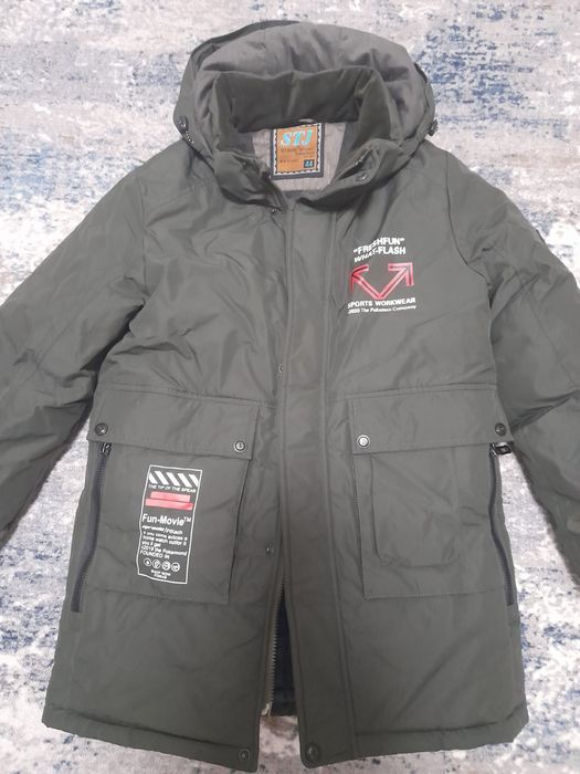 Продам куртку на подростка