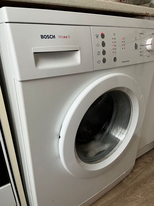 Продам СРОЧНО стиральную машинку!!