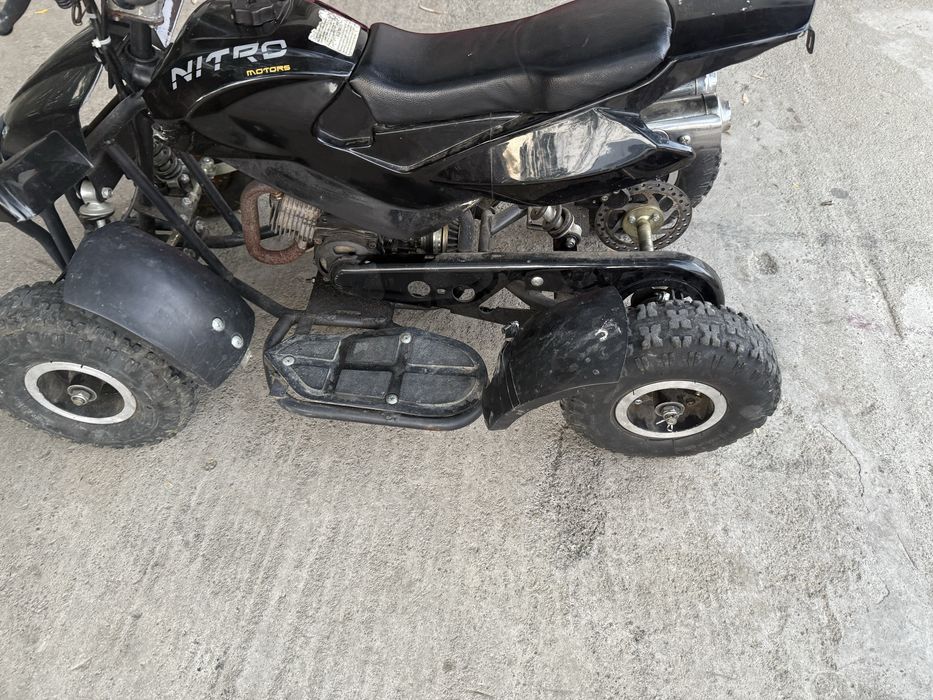 Vănd douo ateveuri de 50 cc nici un defect