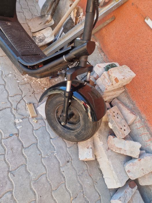 Scuter electrici funcționează